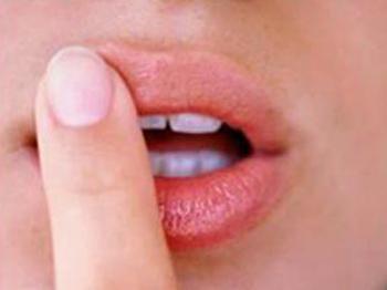 唇癌初期的症状有什么