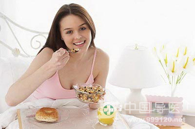 <a href='http://ask.999120.net/list_623_all/index.html' target=_blank>�ѳ�����</a>������ע��ʲô